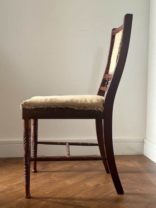 BRUCE J TALBERT 18381881 A WALNUT AESTHETIC MOVEMENT SIDE CHAIR MADE BY GILLOWS C1881 - ADDITIONAL PHOTO 1