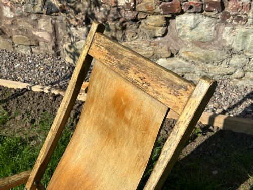A RARE PAIR OF ENGLISH BEECH AND LAMINATED BEECH OCEAN LINER DECK CHAIRS - ADDITIONAL PHOTO 4