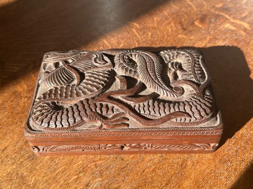 AN ANGLOINDIAN CARVED WALNUT CIGARCIGARETTE BOX KASHMIR LATE 19TH CENTURY - ADDITIONAL PHOTO 1