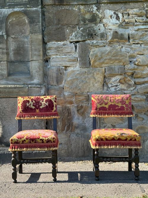 a pair of charles ii style oak and cutsilk velvet upholstered side chairs early 19th century - CATEGORY: ANTIQUE CHAIRS - DATED 19TH CENTURY
