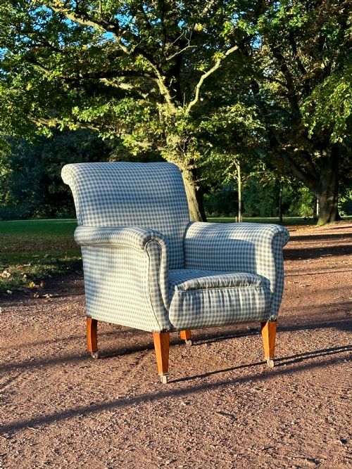 an edwardian country house easy armchair c1900 - CATEGORY: ANTIQUE CHAIRS - DATED 1900