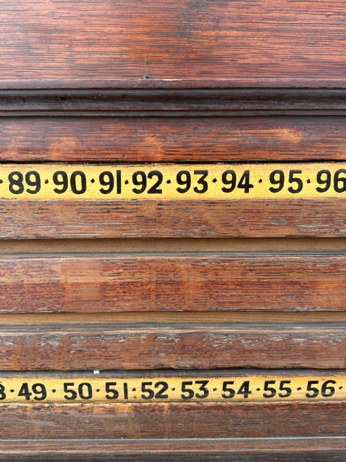 A LARGE OAK BILLIARD SNOOKER SCOREBOARD ATTRIBUTED TO THURSTON CO OF LONDON SECOND HALF 19TH CENTURY - ADDITIONAL PHOTO 1