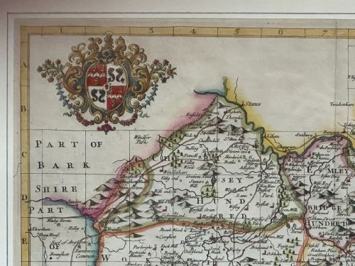A RARE AND INTERESTING HANDCOLOURED ENGLISH MAP OF SURREY DEDICATED TO SIR JOHN FELLOWES BART C1720 - ADDITIONAL PHOTO 3