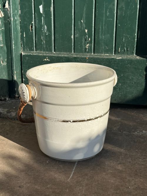 A 19TH CENTURY CERAMIC SLOP BUCKET - ADDITIONAL PHOTO 4