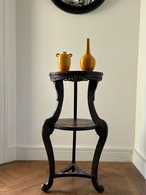 A JAPANESE EXPORT CARVED TWO TIER VASE STAND MEIJI ERA - ADDITIONAL PHOTO 5