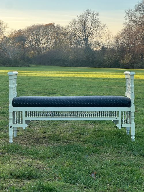 ATTRIBUTED TO LIBERTY CO A LARGE MOORISH INSPIRED WINDOW SEAT C1910 - ADDITIONAL PHOTO 2