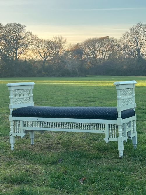 ATTRIBUTED TO LIBERTY CO A LARGE MOORISH INSPIRED WINDOW SEAT C1910 - ADDITIONAL PHOTO 3