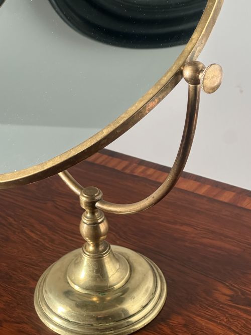 AN ENGLISH BRASS FRAMED SHAVING MIRROR PERHAPS FOR CAMPAIGN USE LATE 19THEARLY 20TH CENTURY - ADDITIONAL PHOTO 4
