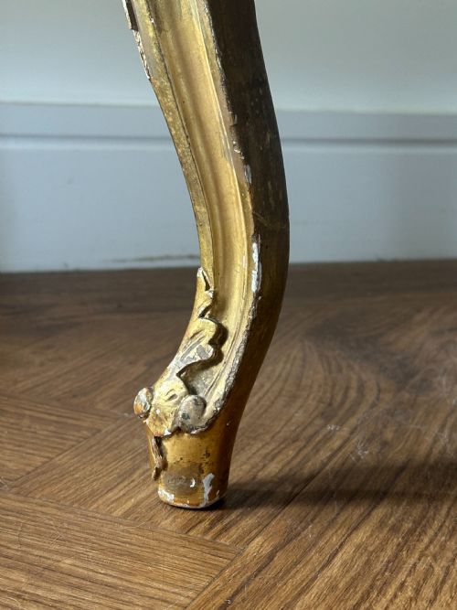 A FRENCH 19TH CENTURY CARVED GILTWOOD AND PARCEL GILT CENTRE STOOL - ADDITIONAL PHOTO 8