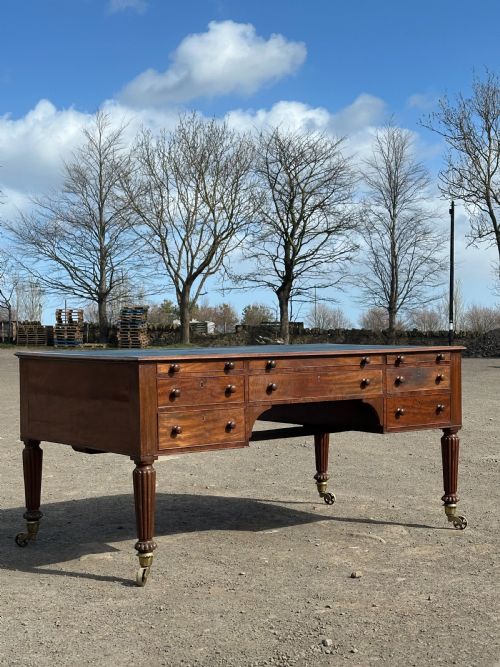 AN IMPOSING GEORGE IV MAHOGANY PARTNERS DESK IN THE MANNER OF GILLOWS C1820 - ADDITIONAL PHOTO 1