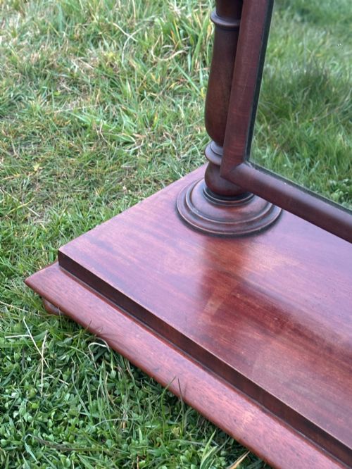 A SCOTTISH MID19TH CENTURY MAHOGANY DRESSING MIRROR - ADDITIONAL PHOTO 2
