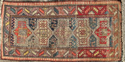 an antique kazak rug caucasus - CATEGORY: ANTIQUE RUGS - DATED 1920