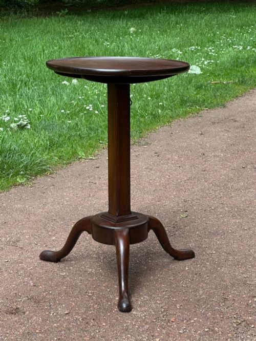 AN UNUSUAL GEORGE II MAHOGANY TELESCOPIC TRIPOD TABLE CANDLESTAND C1740 - ADDITIONAL PHOTO 1