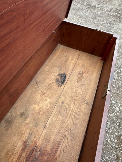 A SCOTTISH GEORGE III MAHOGANY MULE CHEST ATTRIBUTED TO THE WORKSHOP OF FRANCIS AND WILLIAM DEACON BRODIE EDINBURGH MID18TH CENTURY - ADDITIONAL PHOTO 11