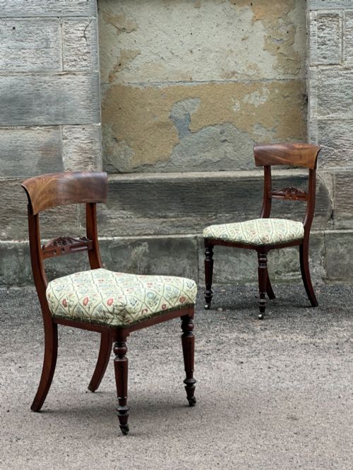 A pair of Scottish Regency mahogany Grecian side chairs, c.1820