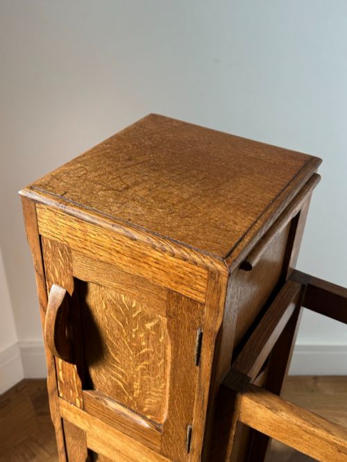 fig 1. An English Arts and Crafts oak stick stand, in the manner of Heals