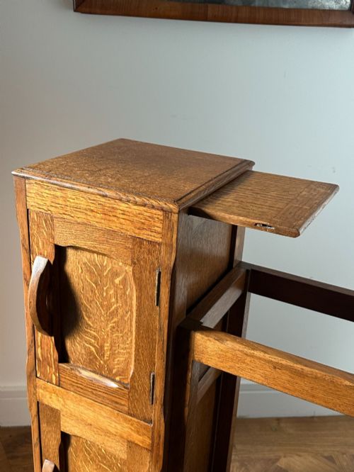 fig 2. An English Arts and Crafts oak stick stand, in the manner of Heals