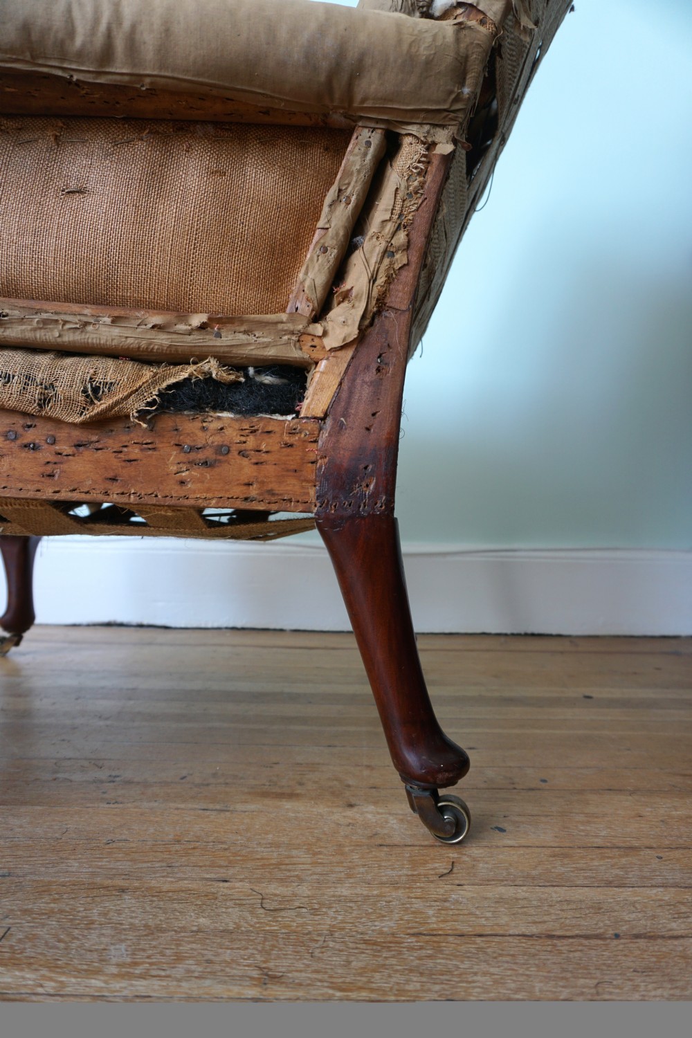 An Edwardian mahogany framed armchair by Morison & Co. Edinburgh c.1900 View II