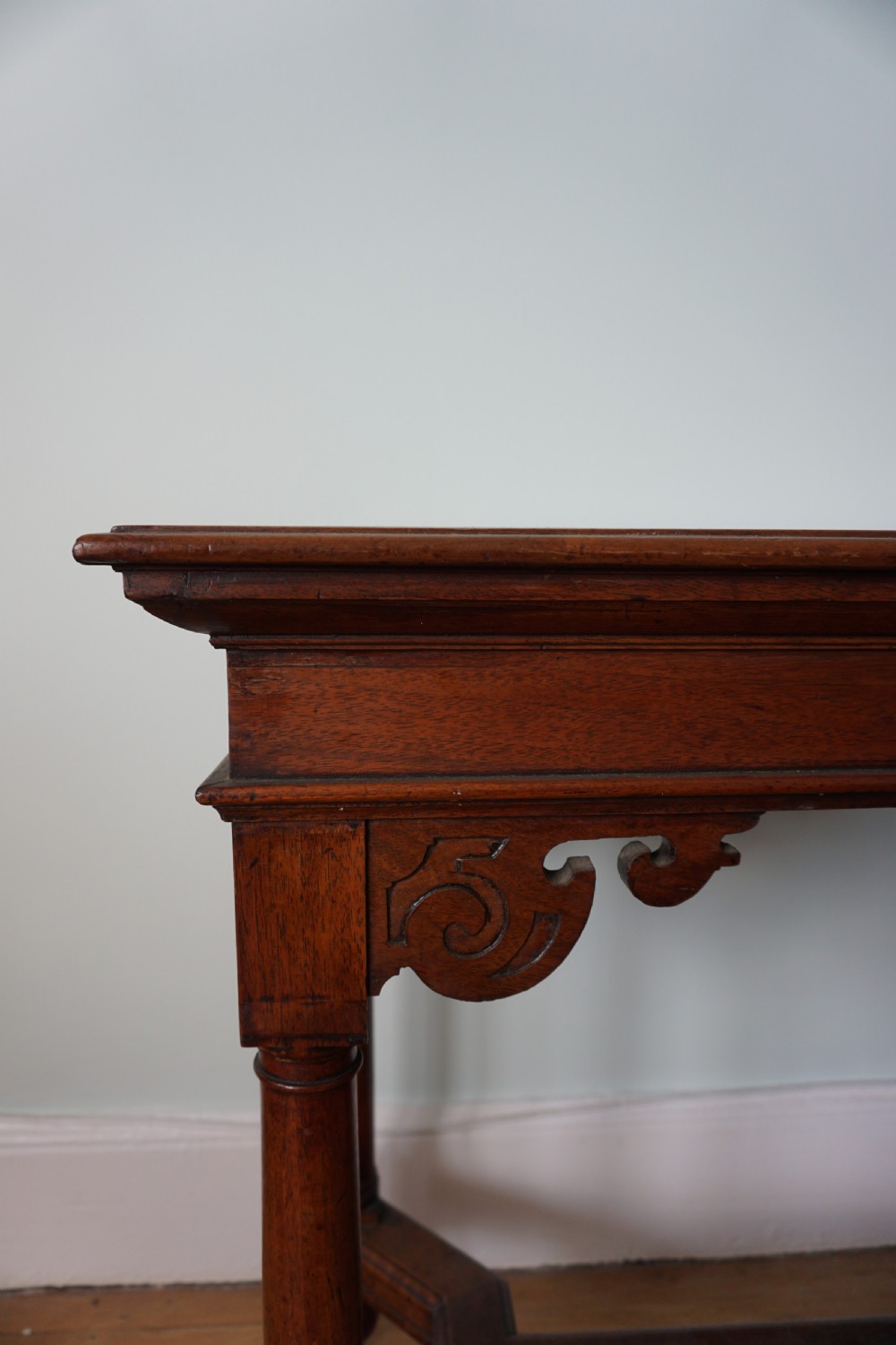 A stylish walnut library Arts and Crafts centre table c.1880 of small proportions View X