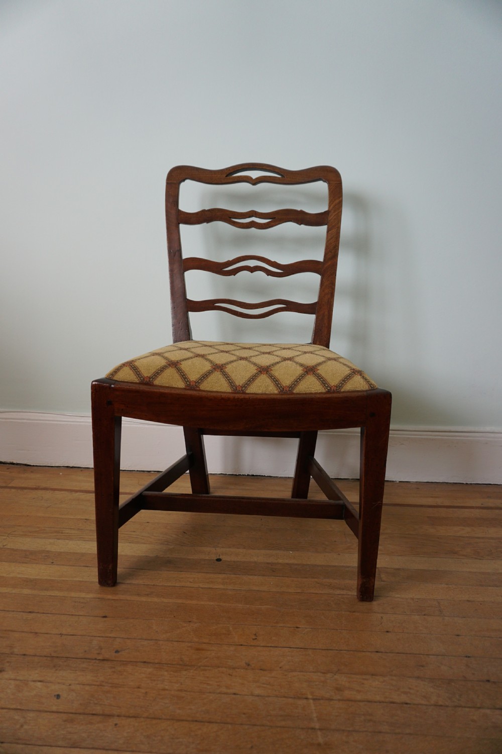 A fine Scottish George III mahogany 'fiddle-back' side chair by William Hamilton c.1770 View IV