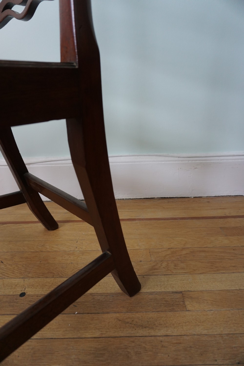 A fine Scottish George III mahogany 'fiddle-back' side chair attributed to William Hamilton c.1770 View V