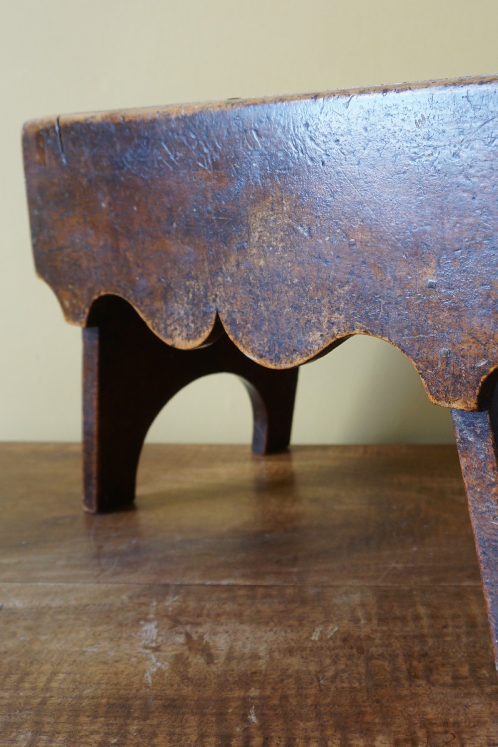 A 19th century Scottish birch 'Creepie' stool View V