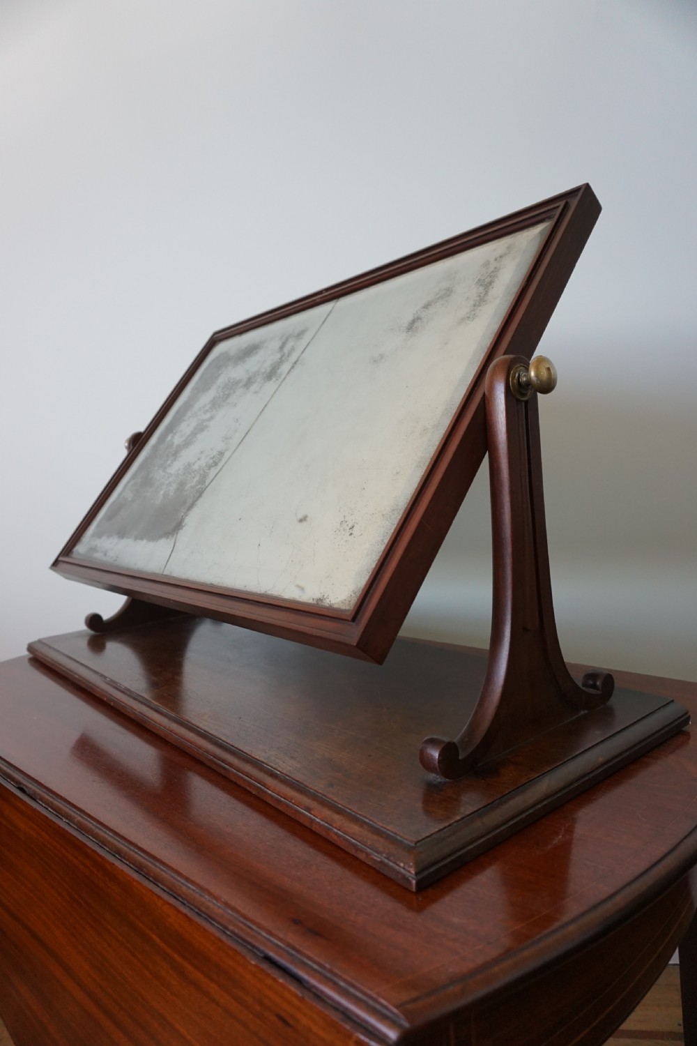 A large early 19th century mahogany dressing mirror attributed to Gillows View V