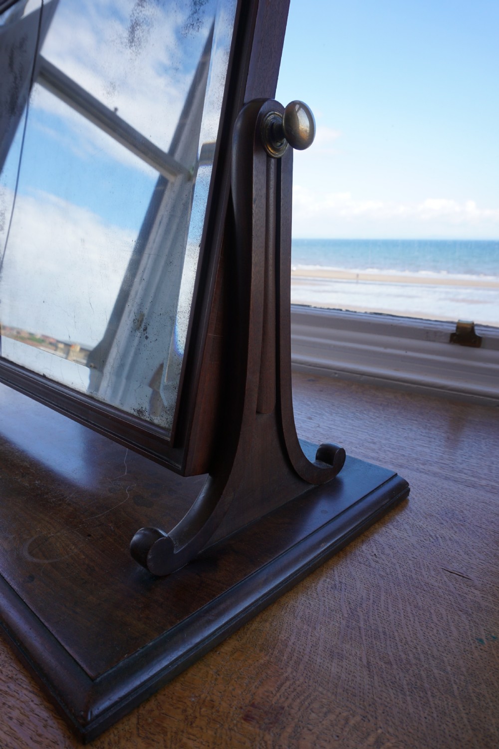 A large early 19th century mahogany dressing mirror attributed to Gillows View VI