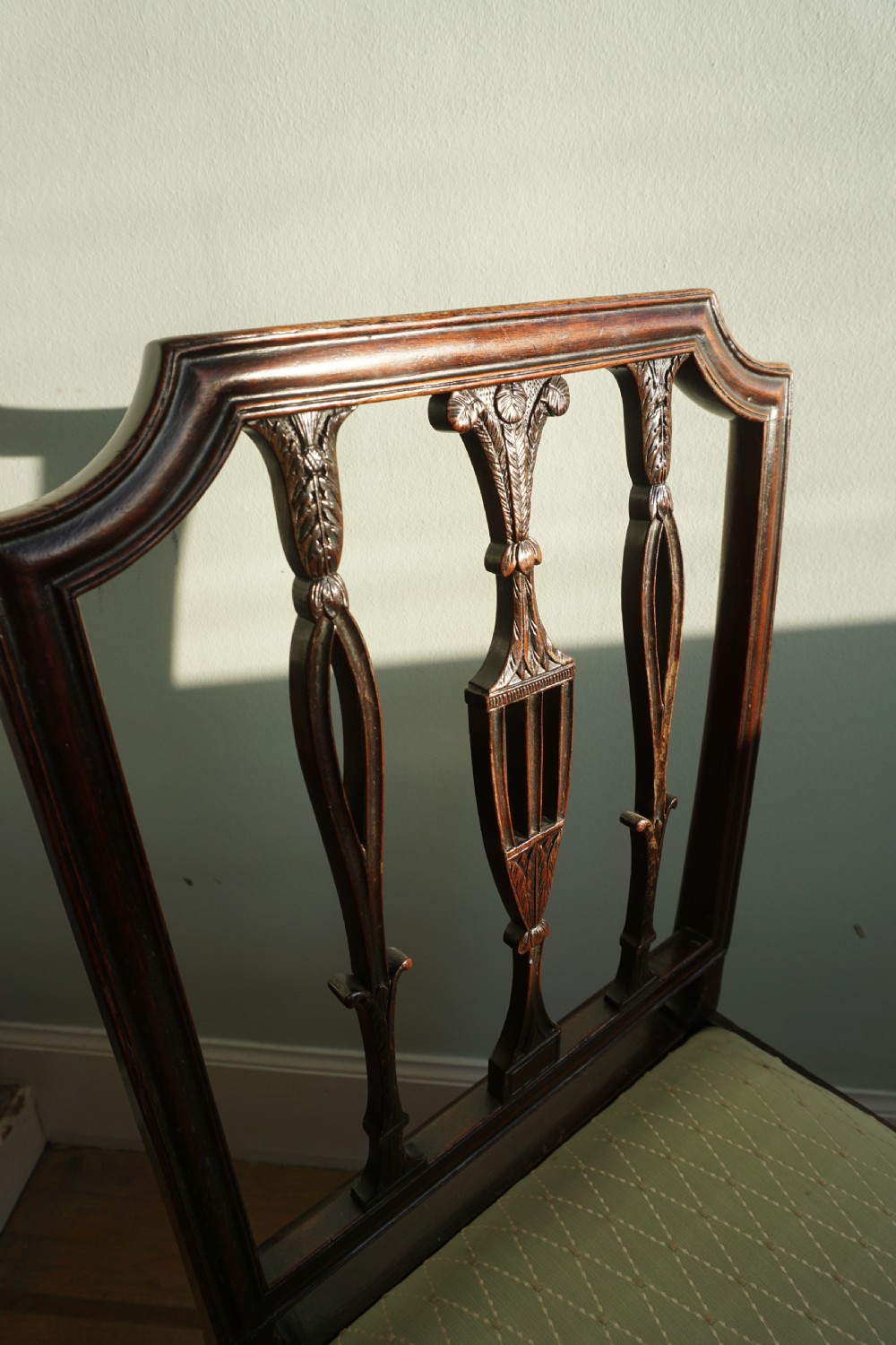 A fine George III carved mahogany side chair in the Sheraton style c.1790 View VI