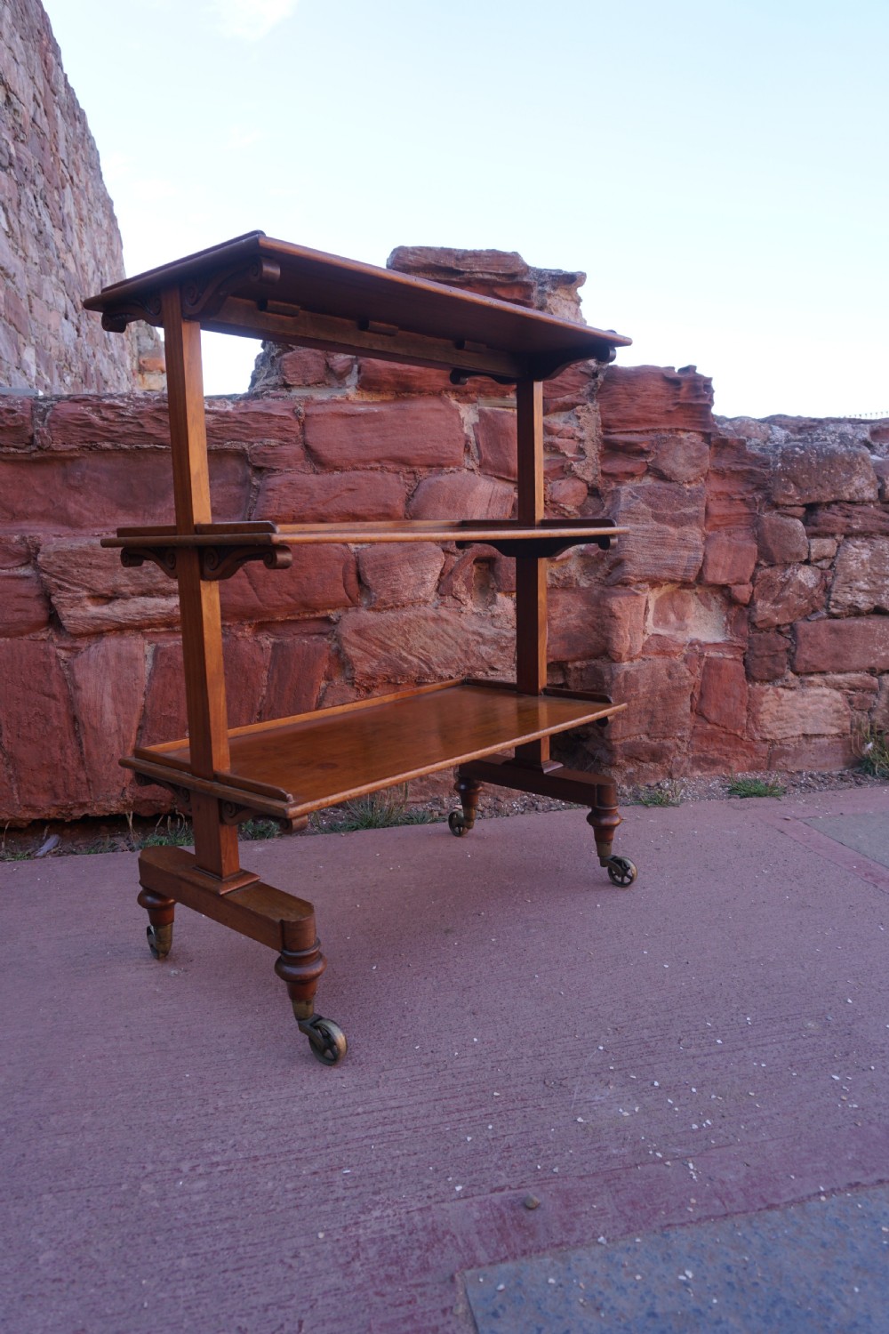 A George IV mahogany Dinner Wagon in the manner of Gillows View IX