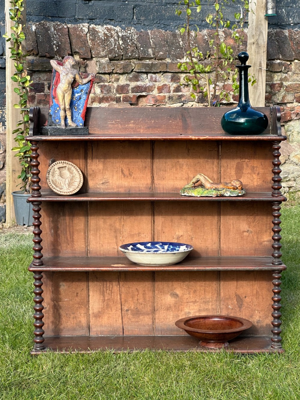 A characterful set of 19th century vernacular shelves View IV
