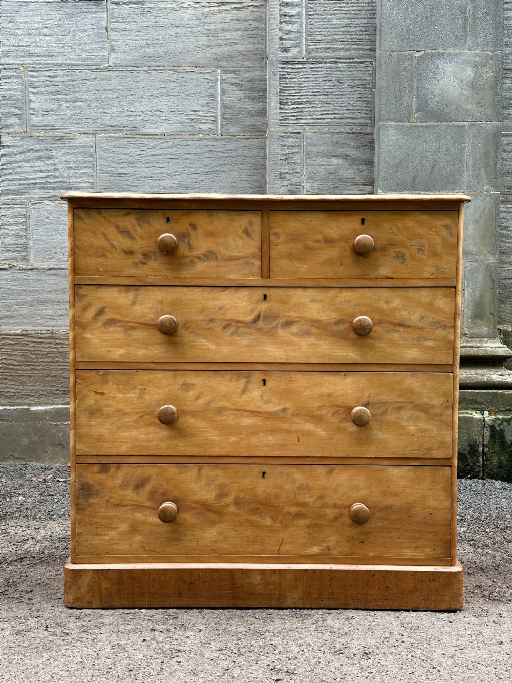 A super quality satin birch chest of drawers in the manner of Holland & Sons, c.1860