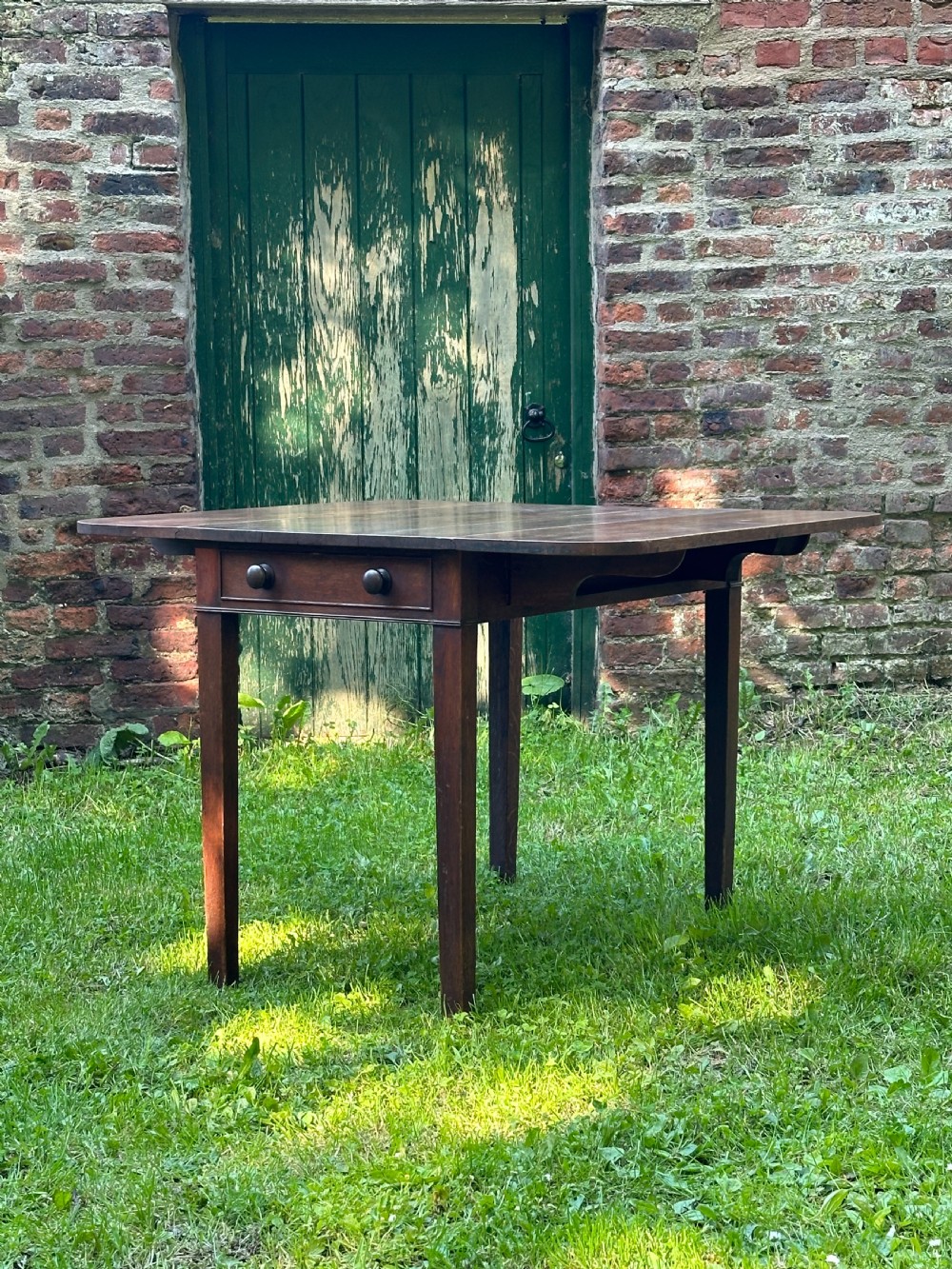 A George III oak kitchen table c.1800 View V