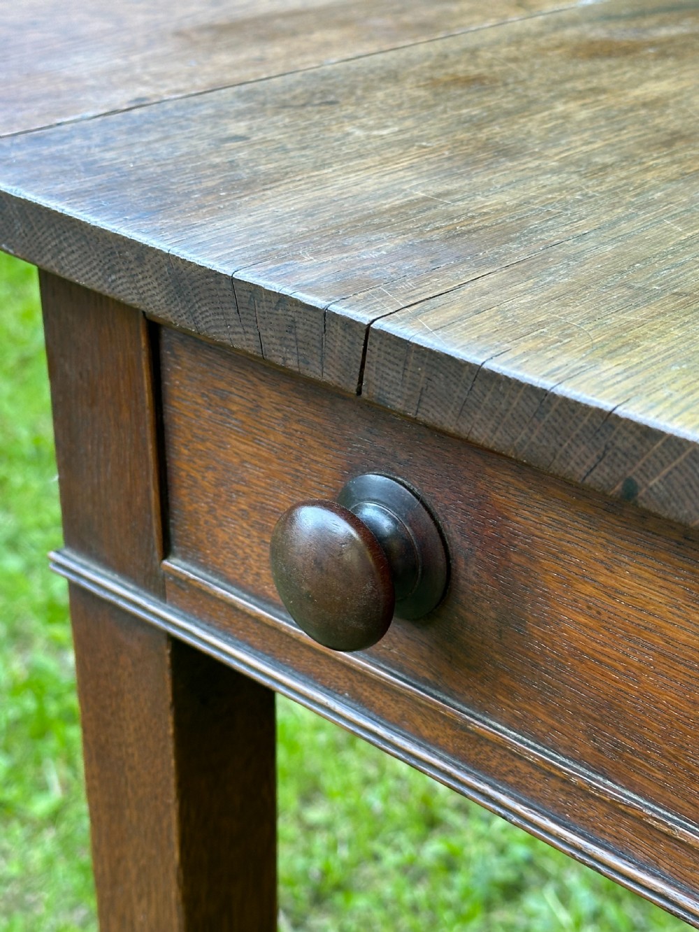 A George III oak kitchen table c.1800 View XII