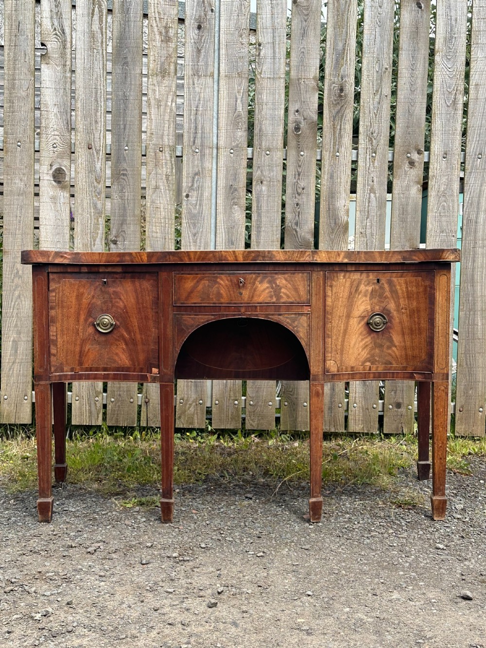  A fine George III mahogany and cross-banded sideboard, English c.1770 View IV