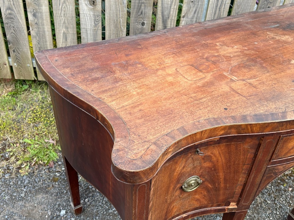  A fine George III mahogany and cross-banded sideboard, English c.1770 View VI