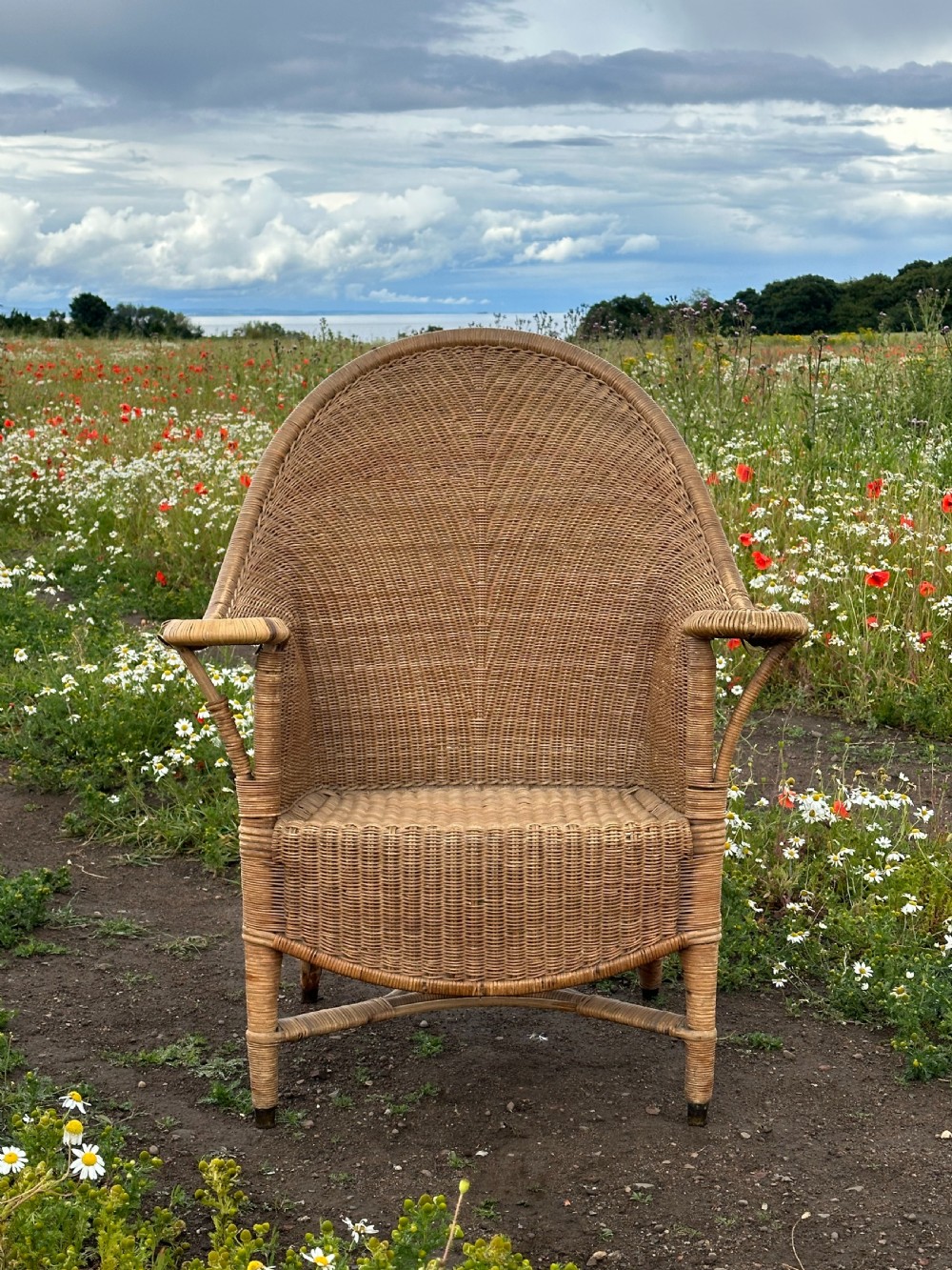 An early Dryad armchair, designed by Benjamin Fletcher, Leicester c.1910 View VI