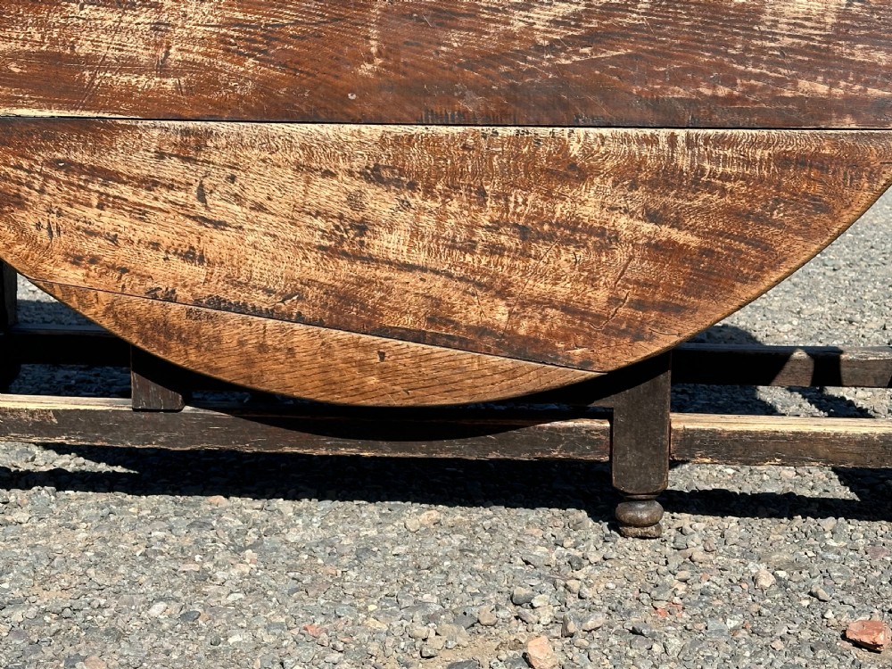 A large Charles II oak gateleg table, possibly Scottish, final quarter 17th century View V