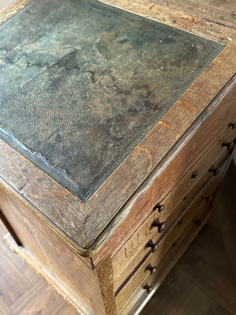 An oak Davenport desk attributed to Gillows.c.1830 View II