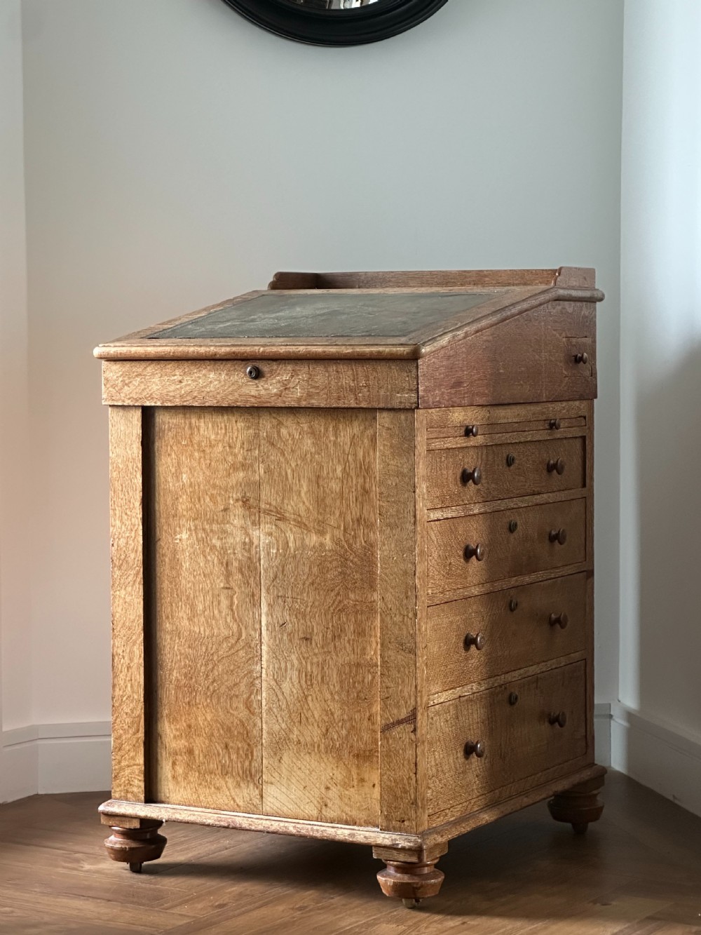An oak Davenport desk attributed to Gillows.c.1830 View IV