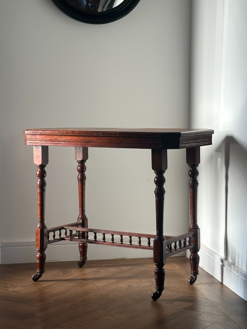 A classy walnut centre table made by William Hall (1838-1908), fourth quarter 19th century View II