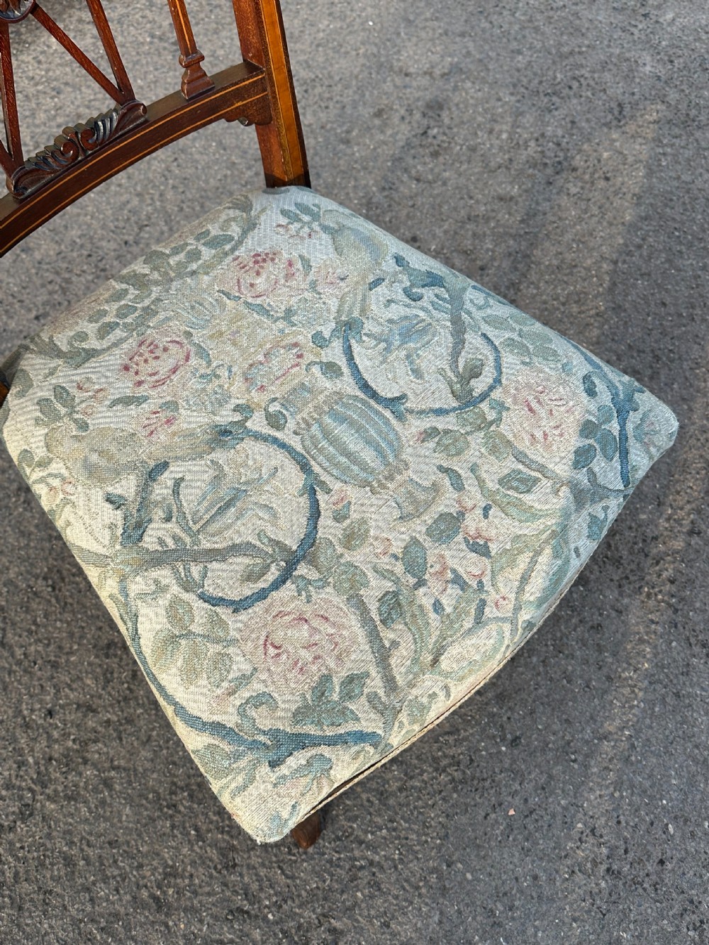 A fine pair of neoclassical low chairs in the manner of Collinson & Lock View II