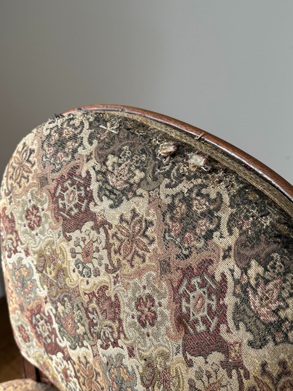 A 19th century Scottish mahogany-framed side chair by R. (Richard) Whytock & Co. of Edinburgh View IV