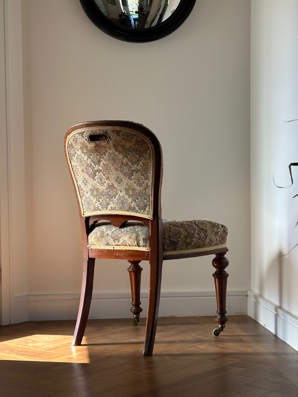 A 19th century Scottish mahogany-framed side chair by R. (Richard) Whytock & Co. of Edinburgh View VI