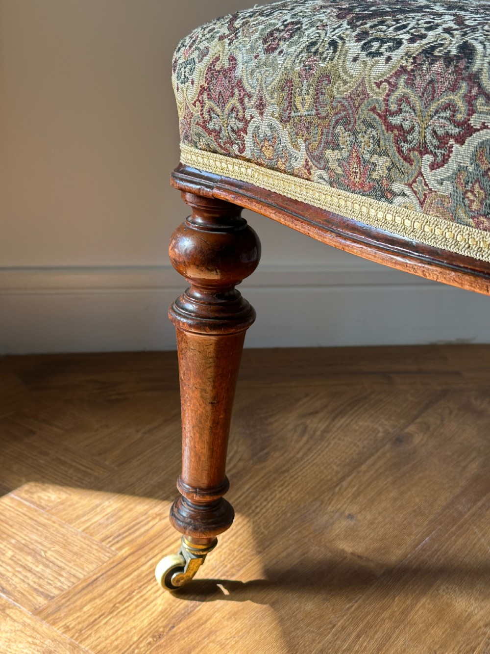 A 19th century Scottish mahogany-framed side chair by R. (Richard) Whytock & Co. of Edinburgh View VII