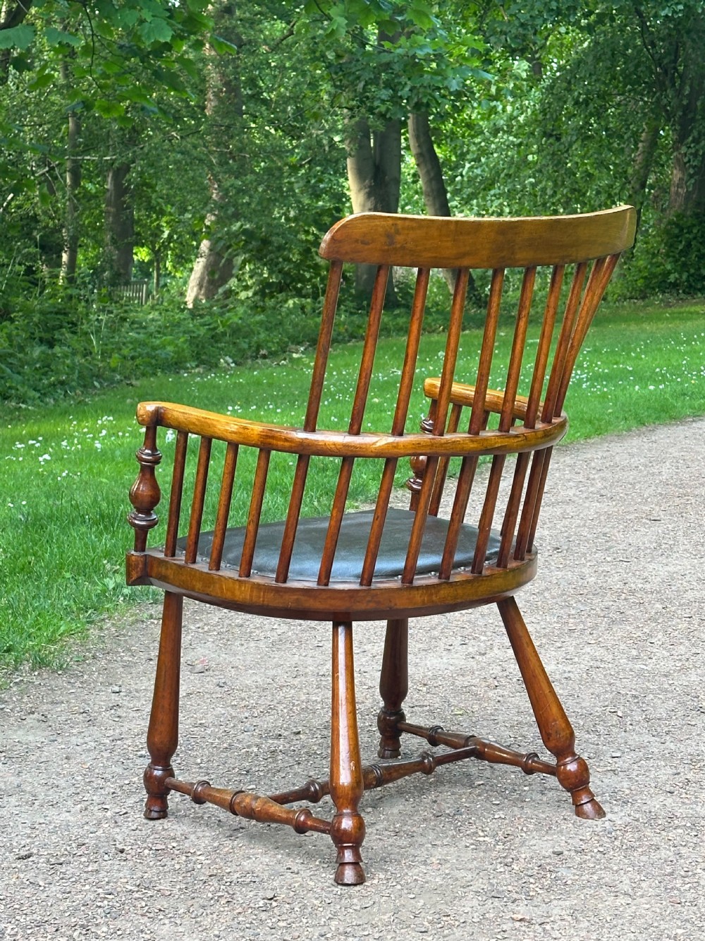 An unusual low-backed Darvel chair attributed to Hugh Shields, Ayrshire, late 19th century View III