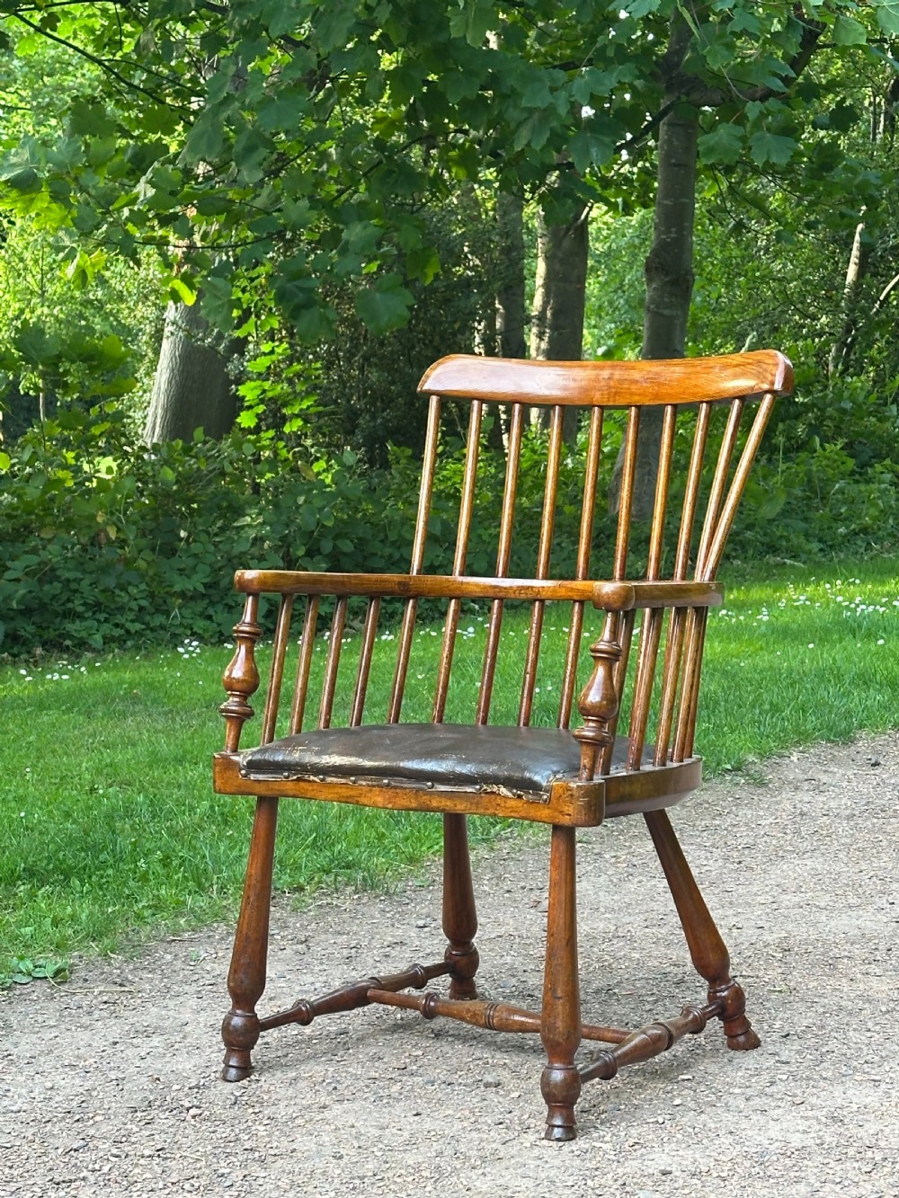 An unusual low-backed Darvel chair attributed to Hugh Shields, Ayrshire, late 19th century View IV
