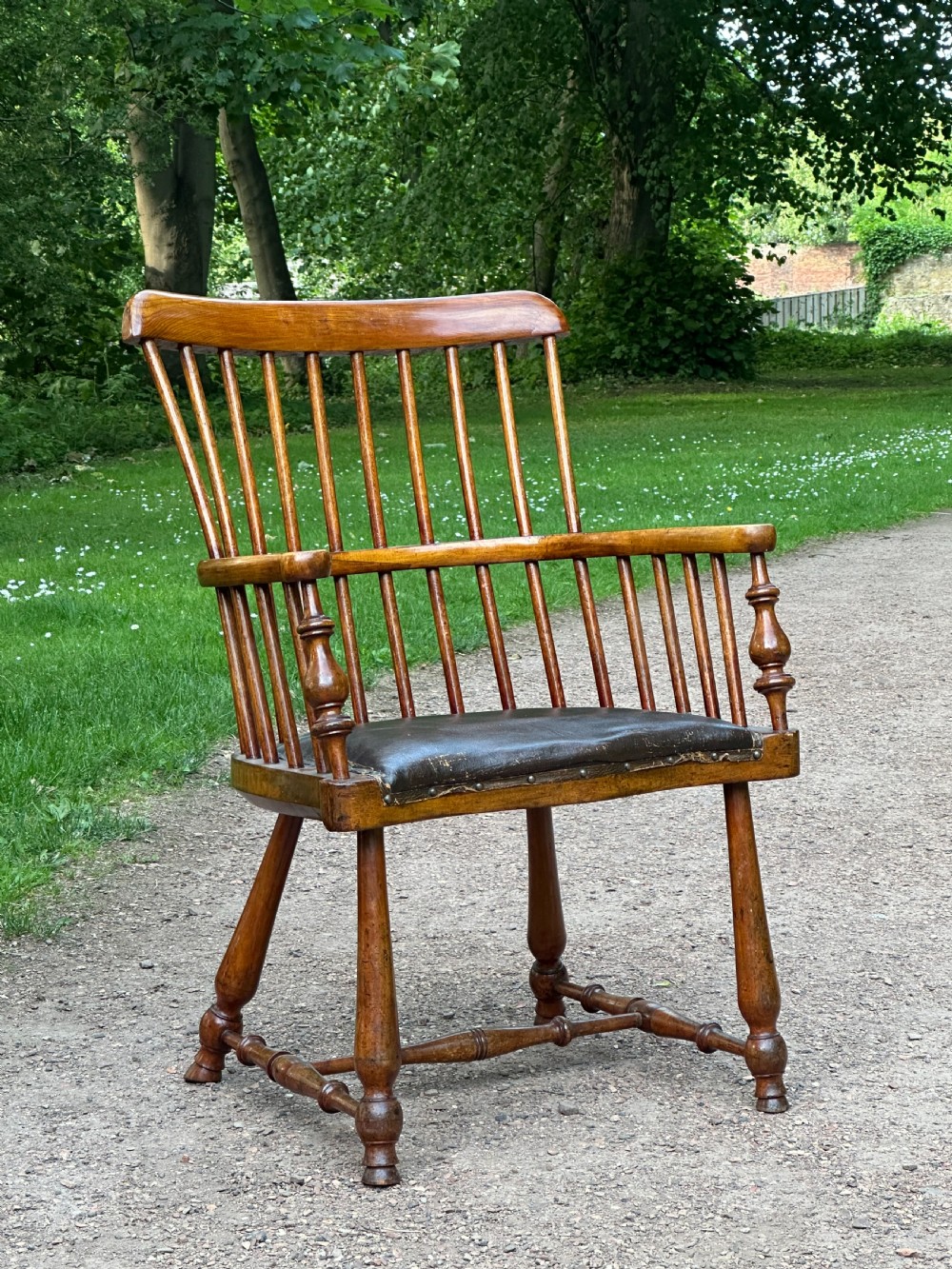 An unusual low-backed Darvel chair attributed to Hugh Shields, Ayrshire, late 19th century View VII