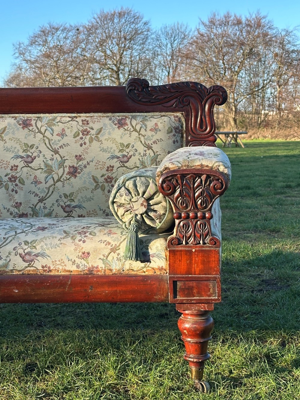 A Scottish 'Roman Vase' carved mahogany sofa, Edinburgh c.1830 View II
