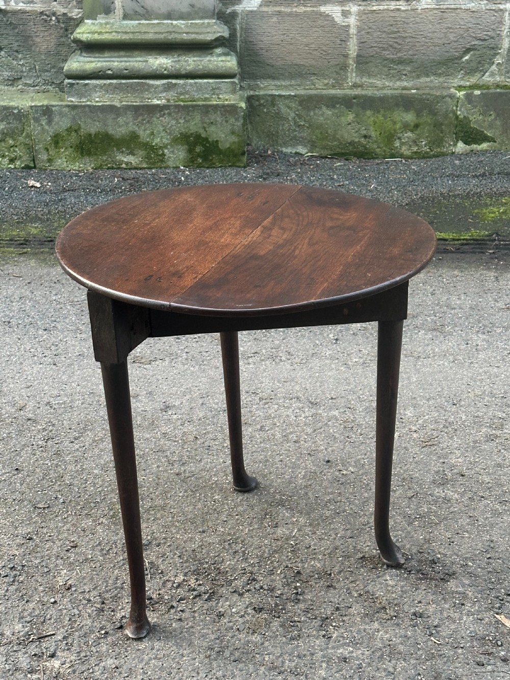 A George II oak coaching table, second quarter 18th century View V